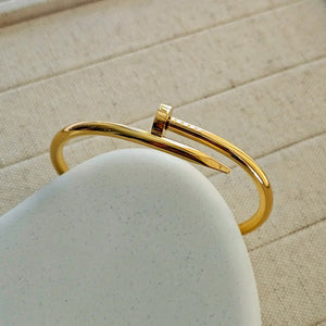 Nail Bracelet