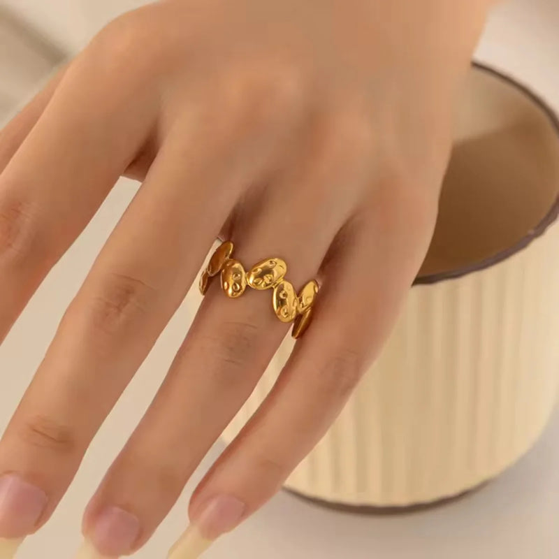 Luna Bead Ring