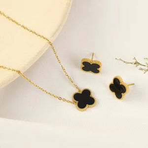 Clover Necklace